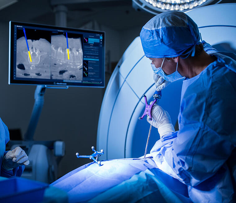 OP O-Arm Wirbelsaeule 3